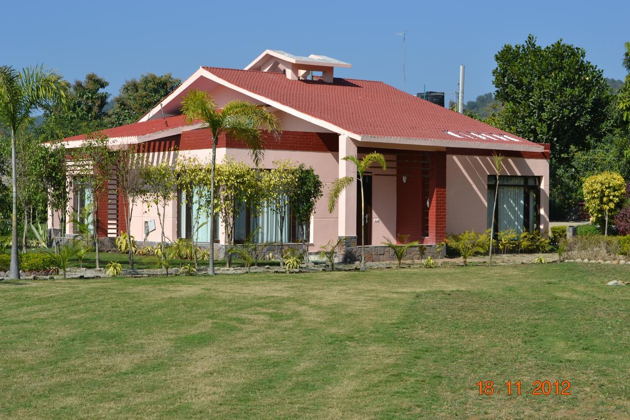 Corbett Wild Iris Spa And Resort รามนาการ์ ภายนอก รูปภาพ